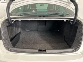 VOLKSWAGEN JETTA 1.4 TSI SE Saloon 4dr Petrol Manual Euro 6 (s/s) (125 ps)