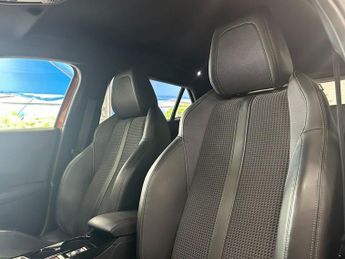 PEUGEOT 2008 1.2 PureTech GT Line SUV 5dr Petrol Manual Euro 6 (s/s) (130 ps)