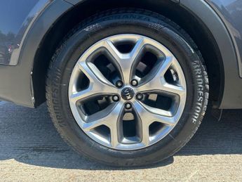 KIA SORENTO 2.2 CRDi KX-4 SUV 5dr Diesel Auto AWD Euro 6 (197 bhp)