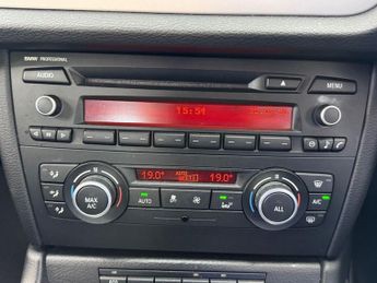 BMW X1 2.0 18d SE SUV 5dr Diesel Auto xDrive Euro 5 (s/s) (143 ps)