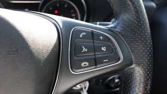 MERCEDES-BENZ GLA 1.6 GLA180 Urban Edition SUV 5dr Petrol 7G-DCT Euro 6 (s/s) (122