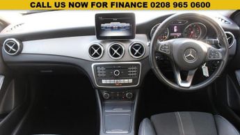 MERCEDES-BENZ GLA 1.6 GLA180 Urban Edition SUV 5dr Petrol 7G-DCT Euro 6 (s/s) (122