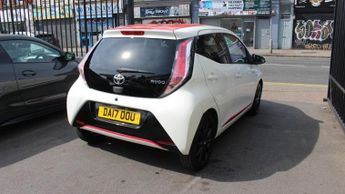 TOYOTA AYGO 1.0 VVT-i x-press Hatchback 5dr Petrol x-shift Euro 6 (68 ps)