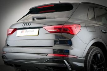 AUDI Q3 1.5 TFSI CoD 35 Black Edition SUV 5dr Petrol S Tronic Euro 6 (s/