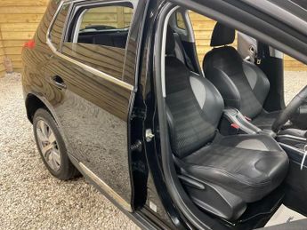 PEUGEOT 2008 1.6 VTi Allure SUV 5dr Petrol Auto Euro 5 (120 ps)