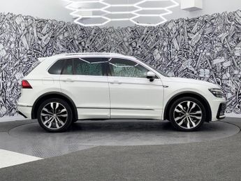 VOLKSWAGEN TIGUAN 2.0 TDI BlueMotion Tech R-Line SUV 5dr Diesel DSG 4Motion Euro 6