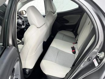 TOYOTA YARIS 1.5 VVT-h Excel Hatchback 5dr Petrol Hybrid E-CVT Euro 6 (s/s) (