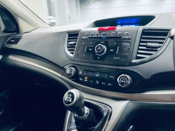 HONDA CR-V 2.2 i-DTEC SE SUV 5dr Diesel Manual 4WD Euro 5 (s/s) (150 ps)