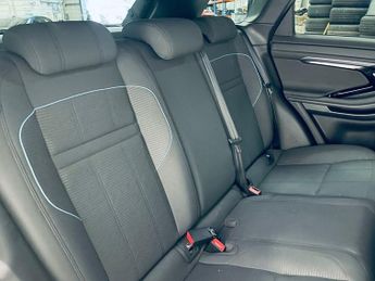 LAND ROVER RANGE ROVER EVOQUE 2.0 D150 R-Dynamic SUV 5dr Diesel Manual FWD Euro 6 (s/s) (150 p