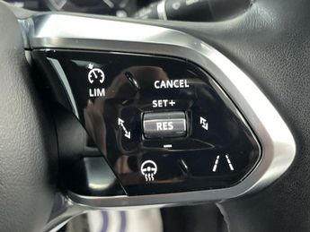 JAGUAR I-PACE 400 90kWh HSE Black SUV 5dr Electric Auto 4WD (400 ps) - AA INSP