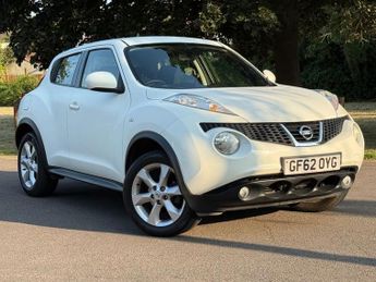 Nissan Juke 1.6 Acenta SUV 5dr Petrol CVT Euro 5 (117 ps)
