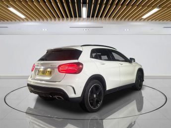 MERCEDES-BENZ GLA 2.1 GLA220d AMG Line (Premium Plus) SUV 5dr Diesel 7G-DCT 4MATIC