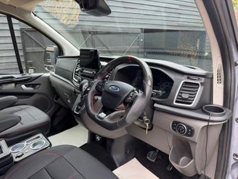 FORD TRANSIT CUSTOM 2.0 320 EcoBlue MSRT Limited Crew Van Double Cab 5dr Diesel Auto