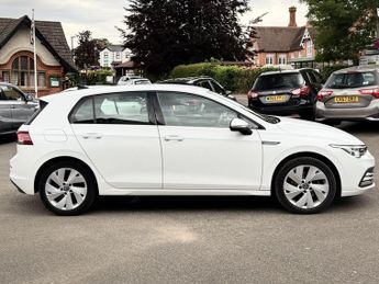 VOLKSWAGEN GOLF 2.0 TDI Style Hatchback 5dr Diesel DSG Euro 6 (s/s) (150 ps)