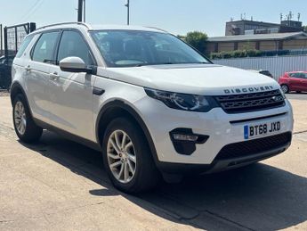 Land Rover Discovery Sport 2.0 TD4 SE Tech SUV 5 Door Diesel Manual White 4WD Euro 6 1 Owne