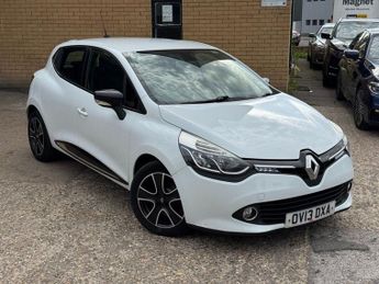 Renault Clio 0.9 TCe Dynamique MediaNav Hatchback 5dr Petrol Manual Euro 5 (s