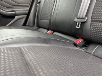 FORD FOCUS 1.0T EcoBoost ST-Line Hatchback 5dr Petrol Auto Euro 6 (s/s) (12