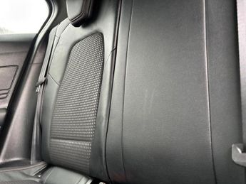 FORD FOCUS 1.0T EcoBoost ST-Line Hatchback 5dr Petrol Auto Euro 6 (s/s) (12