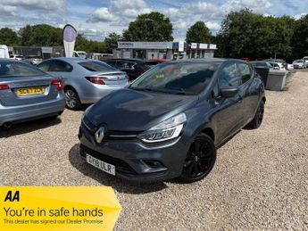 Renault Clio 0.9 TCe Dynamique S Nav Hatchback 5dr Petrol Manual Euro 6 (s/s)