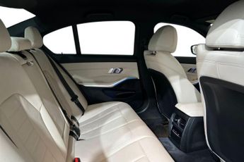 BMW 3 SERIES 2.0 320i M Sport Saloon 4dr Petrol Auto xDrive Euro 6 (s/s) (184
