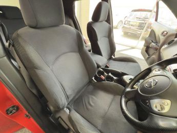 NISSAN JUKE 1.6 DIG-T Acenta Premium SUV 5dr Petrol XTRON 4WD Euro 5 (190 ps