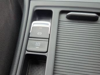 VOLKSWAGEN GOLF 1.4 TSI 8.7kWh GTE Advance Hatchback 5dr Petrol Plug-in Hybrid D