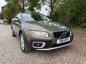Volvo XC70 2.4 D5 SE Lux Estate 5dr Diesel Geartronic AWD Euro 5 (205 ps)