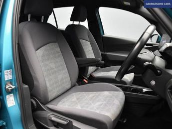 VOLKSWAGEN ID.3 Pro Performance 58kWh Life Hatchback 5dr Electric Auto (204 ps)