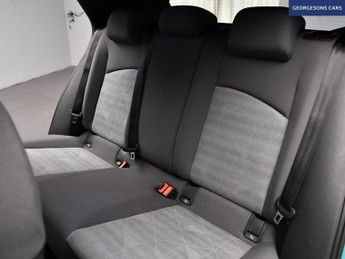 VOLKSWAGEN ID.3 Pro Performance 58kWh Life Hatchback 5dr Electric Auto (204 ps)