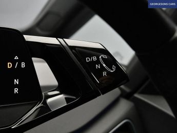 VOLKSWAGEN ID.3 Pro Performance 58kWh Life Hatchback 5dr Electric Auto (204 ps)