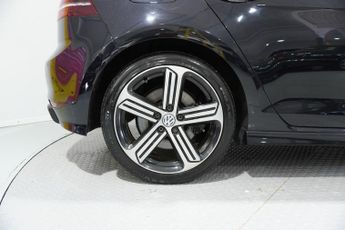 VOLKSWAGEN GOLF 2.0 TSI BlueMotion Tech R Hatchback 5dr Petrol DSG 4Motion Euro 