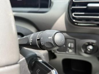CITROEN C4 CACTUS 1.2 PureTech Feel Hatchback 5dr Petrol ETG5 Euro 6 (s/s) (82 ps)