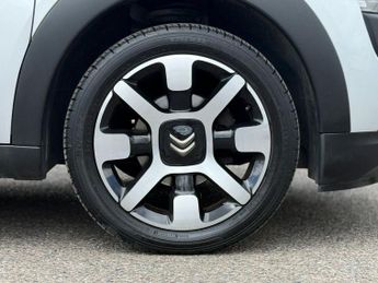 CITROEN C4 CACTUS 1.2 PureTech Feel Hatchback 5dr Petrol ETG5 Euro 6 (s/s) (82 ps)