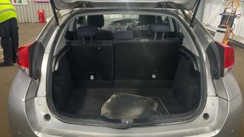 HONDA CIVIC 1.8 i-VTEC ES Hatchback 5dr Petrol Auto Euro 5 (142 ps)