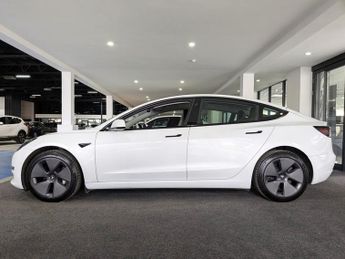 TESLA Model 3 Standard Range Plus Saloon 4dr Electric Auto RWD (241 bhp)