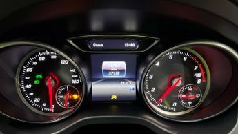 MERCEDES-BENZ 180 1.6 GLA180 Urban Edition SUV 5dr Petrol Manual Euro 6 (s/s) (122