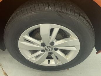 VOLKSWAGEN POLO 1.0 TSI SE Hatchback 5dr Petrol Manual Euro 6 (s/s) (95 ps) - AA