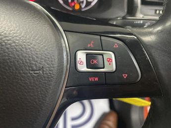 VOLKSWAGEN POLO 1.0 TSI SE Hatchback 5dr Petrol Manual Euro 6 (s/s) (95 ps) - AA