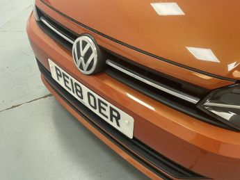 VOLKSWAGEN POLO 1.0 TSI SE Hatchback 5dr Petrol Manual Euro 6 (s/s) (95 ps) - AA