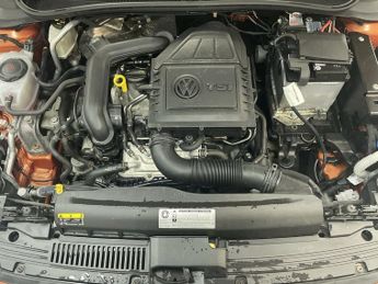 VOLKSWAGEN POLO 1.0 TSI SE Hatchback 5dr Petrol Manual Euro 6 (s/s) (95 ps) - AA