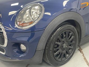 MINI HATCH 1.5 Cooper D Hatchback 3dr Diesel Manual Euro 6 (s/s) (116 ps) -