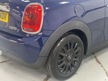 MINI HATCH 1.5 Cooper D Hatchback 3dr Diesel Manual Euro 6 (s/s) (116 ps) -