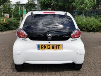 TOYOTA AYGO 1.0 VVT-i Go Hatchback 5dr Petrol MultiMode Euro 5 (AC) (67 ps)