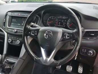 VAUXHALL ZAFIRA TOURER 1.4i Turbo SRi MPV 5dr Petrol Manual Euro 6 (140 ps)