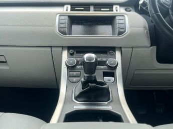 LAND ROVER RANGE ROVER EVOQUE 2.2 eD4 Pure Tech SUV 5dr Diesel Manual FWD Euro 5 (s/s) (150 ps