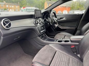MERCEDES-BENZ CLA 2.1 CLA220d AMG Line Coupe 4dr Diesel 7G-DCT Euro 6 (s/s) (177 p