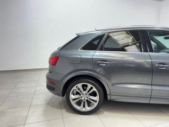 AUDI Q3 2.0 TDI S line Plus SUV 5dr Diesel S Tronic quattro Euro 6 (s/s)