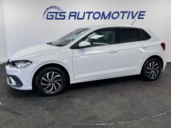 Volkswagen Polo 1.0 TSI LIFE FIVE DOOR 95 BHP + APPLE CAR PLAY + PARKING SENSORS