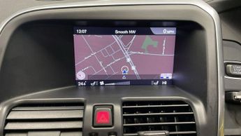 VOLVO XC60 2.4 D5 SE Lux Nav SUV 5dr Diesel Auto AWD Euro 6 (s/s) (220 ps)
