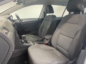 VOLKSWAGEN GOLF 1.6 TDI BlueMotion Tech Match Hatchback 5dr Diesel DSG Euro 5 (s